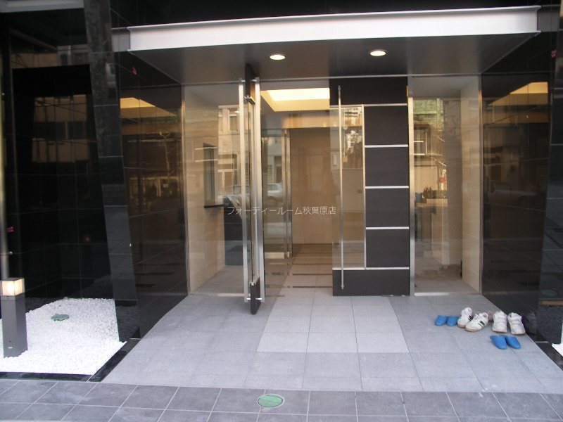 エントランス　★《見学予約受付中》当店では契約金がクレジット決済可能です★