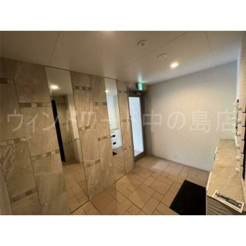 エントランス　詳細は、ウィンドワード中の島店までご相談下さい。