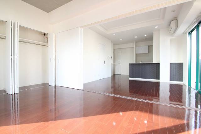 居室・リビング　※８０５号室参照