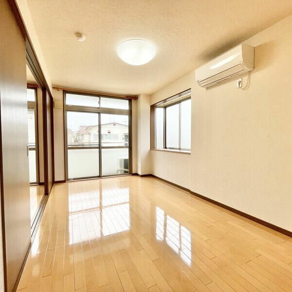 居室・リビング　使いやすいリビングです