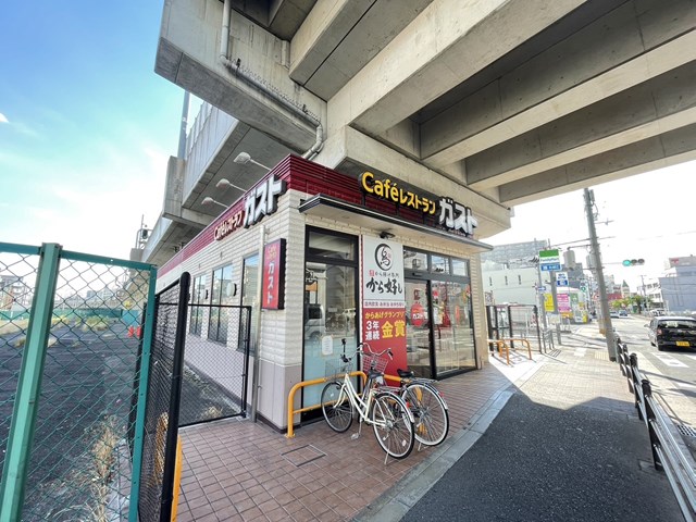 飲食店　ガスト　我孫子町駅前店（飲食店）まで516m