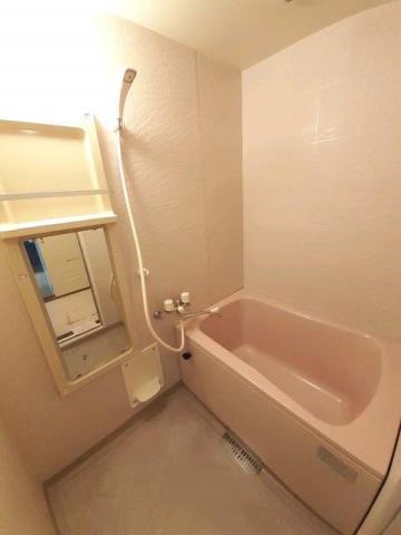 コンビニ　ファミリーマート（コンビニ）まで365m