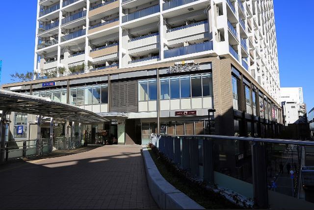 ショッピングセンター　あすとウィズ（ショッピングセンター）まで720m