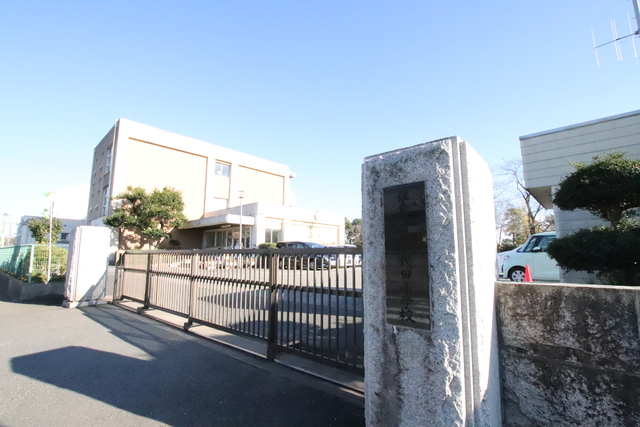 小学校　佐倉市立千代田小学校（小学校）まで700m