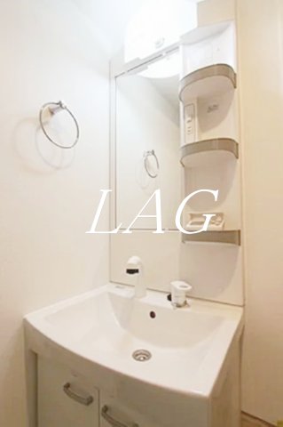 洗面設備　洗面台です。