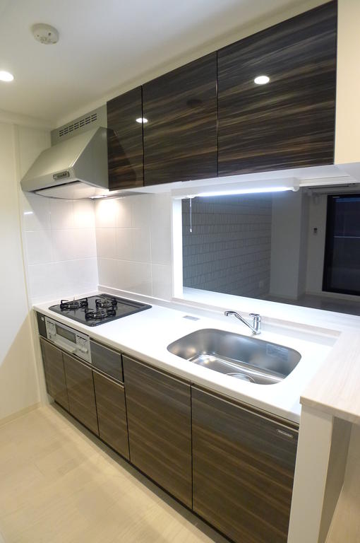 キッチン　（写真は同タイプ）