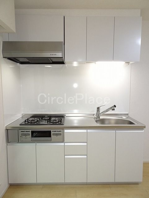 キッチン　３口ガスシステムキッチン