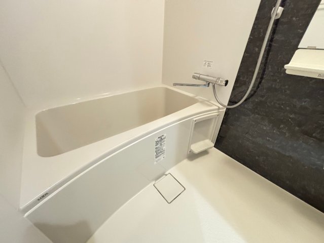 バス・シャワールーム　詳細は、RISUMO江坂本店までお問合せください♪