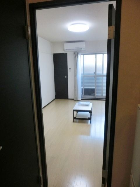 その他部屋・スペース　キッチンから居室の眺望です。