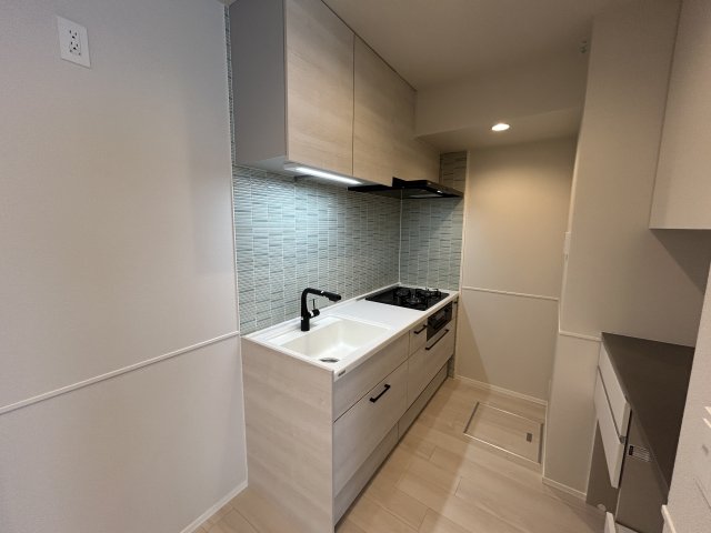 キッチン　★3口ガスシステムキッチン★