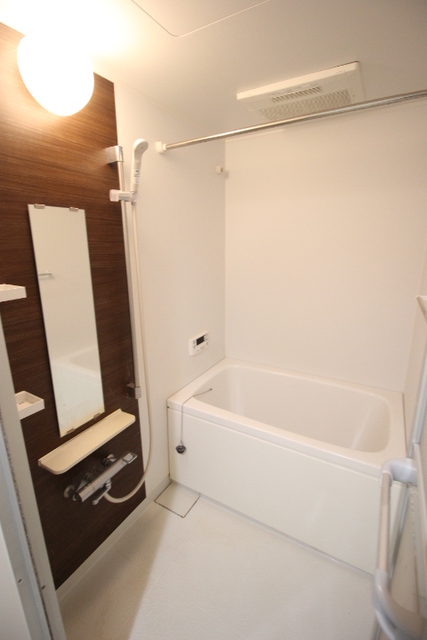 バス・シャワールーム　別号室の写真です