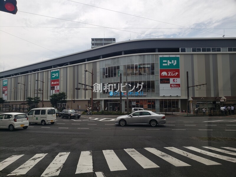 ショッピングセンター　プラットモール長崎（ショッピングセンター）まで665m