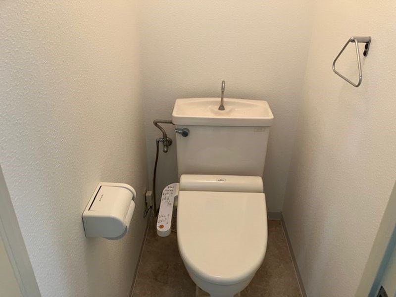 トイレ　ウォシュレット付きトイレ（他室参照）
