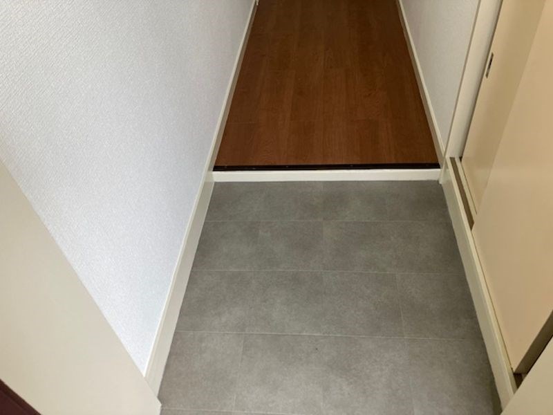 玄関　玄関から室内（他室参照）