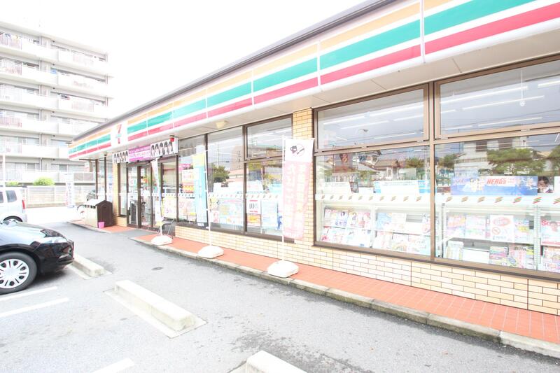 コンビニ　セブンイレブン名古屋花咲台1丁目店（コンビニ）まで566m