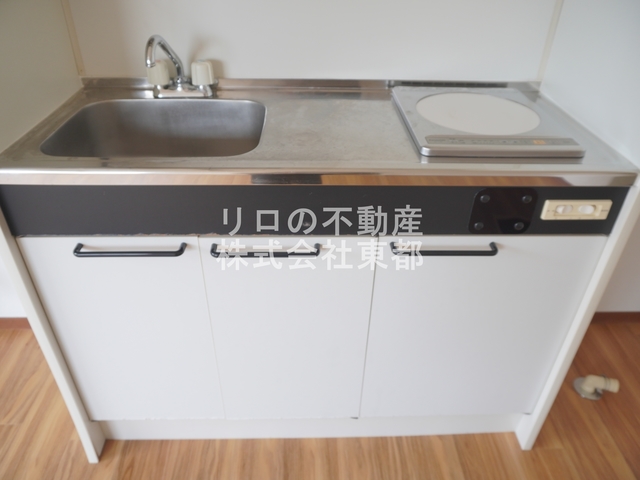 キッチン　安全かつお掃除も楽々なＩＨクッキングヒーター付です！