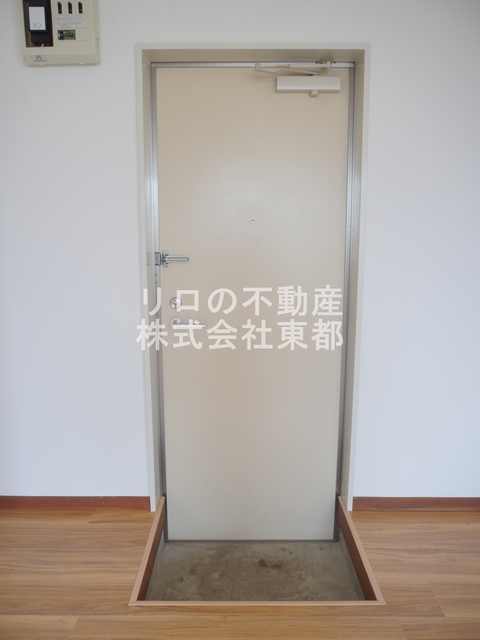 玄関　すっきりシンプルな玄関スペースです！