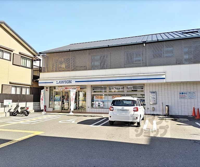 コンビニ　ローソン　深草藤森店（コンビニ）まで290m