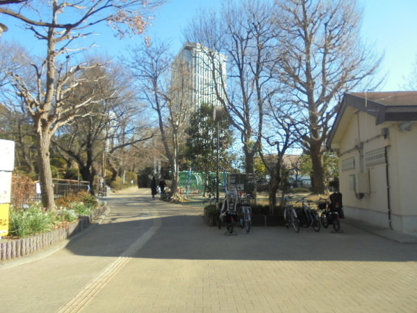 公園　亀塚公園（公園）まで738m