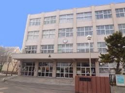 小学校　山の手南小学校（小学校）まで403m
