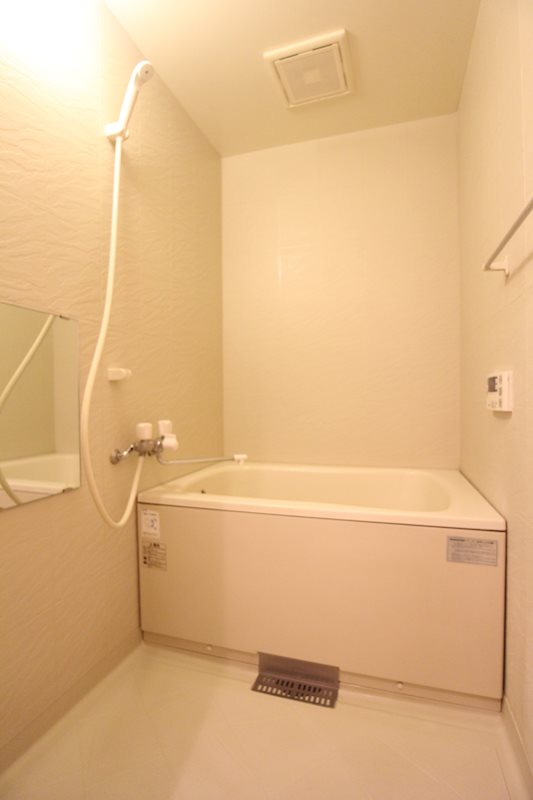 バス・シャワールーム　浴室　※別号室参考写真