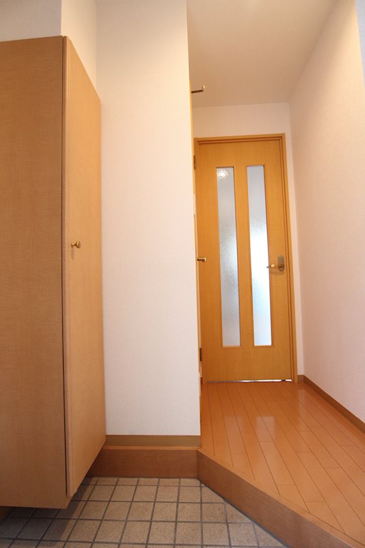 玄関　玄関　※別号室参考写真