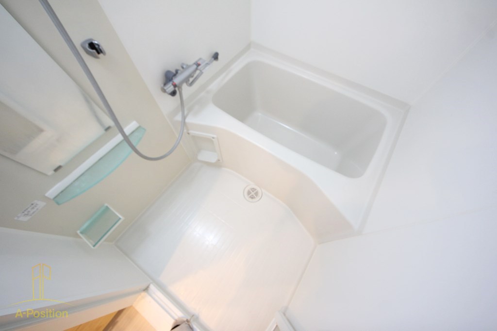 バス・シャワールーム　SERENiTE谷町croix