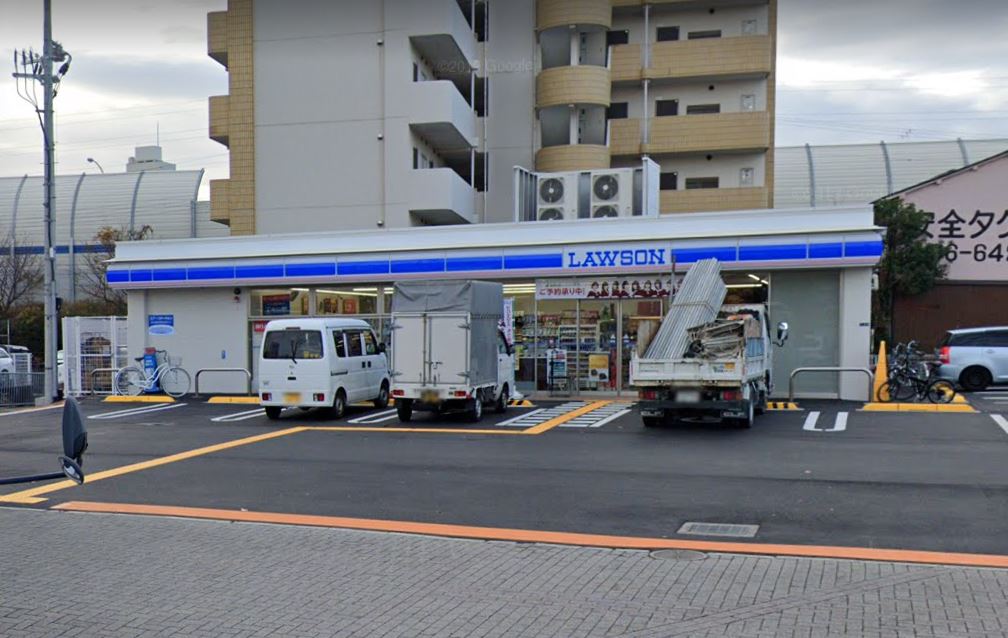 コンビニ　ローソン 尼崎名神町店（コンビニ）まで878m