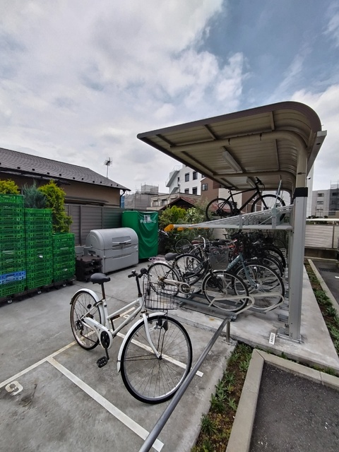 その他　敷地内駐輪場※要空き確認