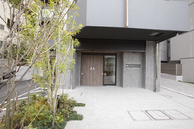 エントランス　エントランス