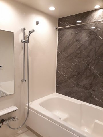 バス・シャワールーム　きれいなお風呂です