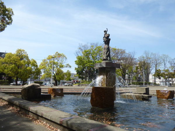公園　川崎市中原平和公園（公園）まで302m