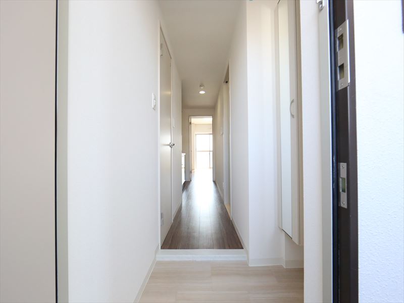 玄関　玄関　シューズボックス