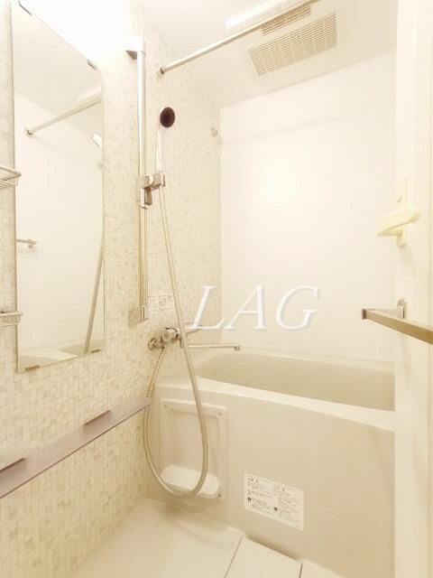 バス・シャワールーム　お風呂です。