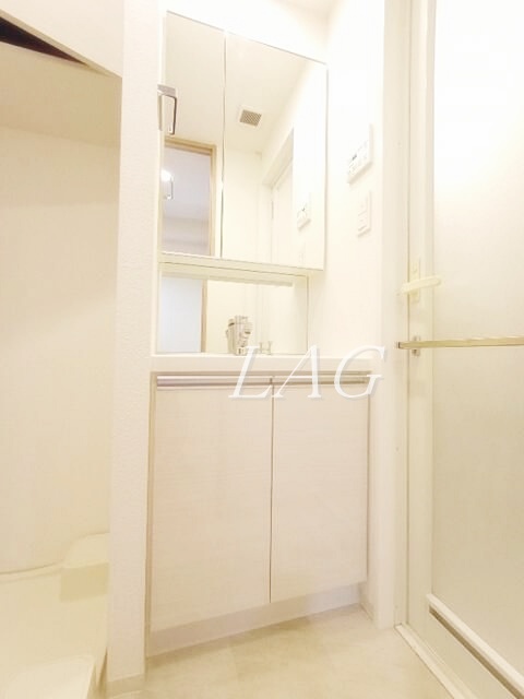 洗面設備　洗面台です。