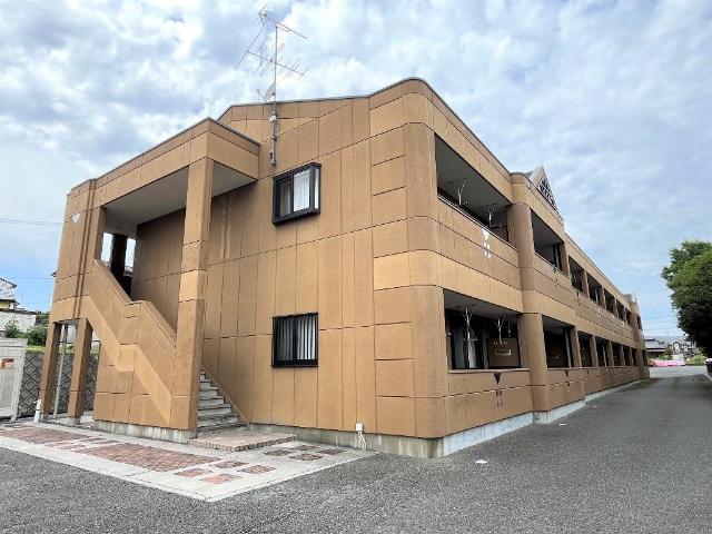 エントランス　外観写真（昼）