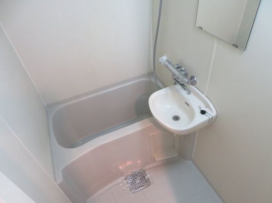 バス・シャワールーム　バストイレ別