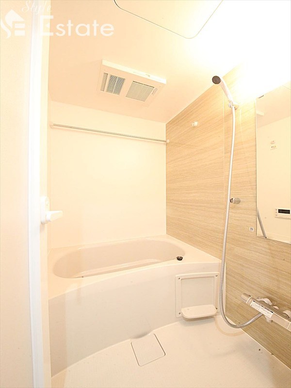 バス・シャワールーム　バスルーム