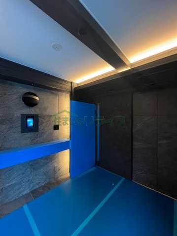 エントランス　リライフ下北沢店