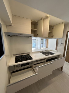 キッチン　※別部屋参考写真