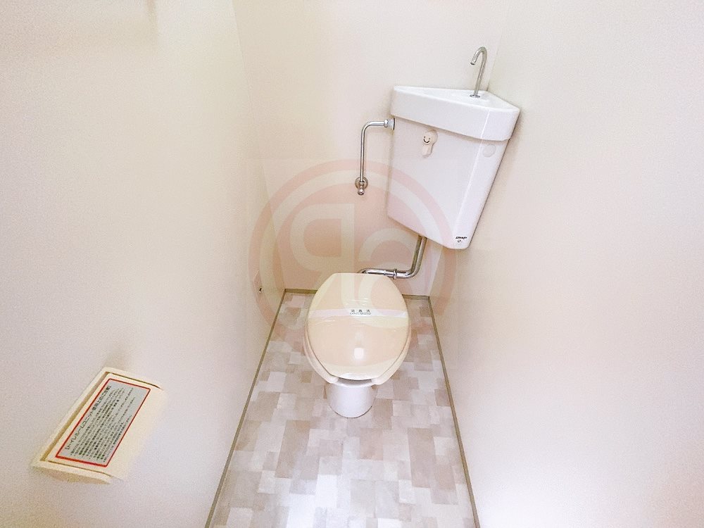 トイレ　トイレもきれいです