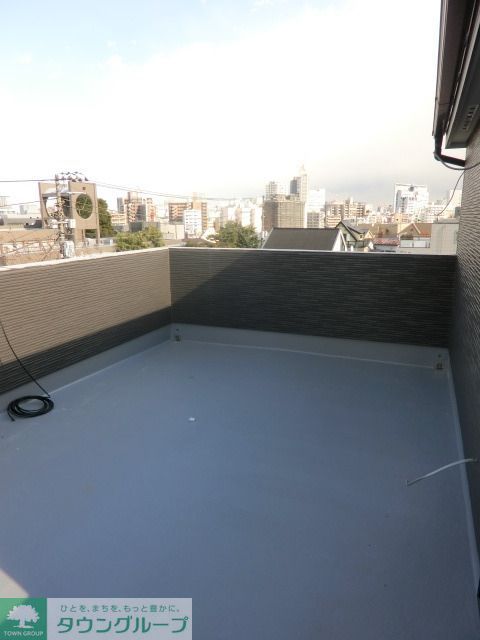 その他　★大きなルーフバルコニー★