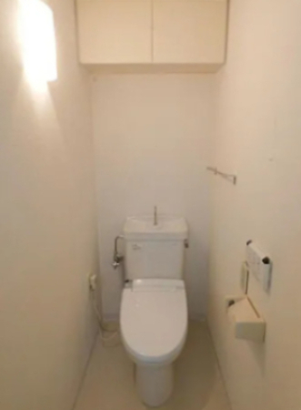 トイレ　別部屋参考写真