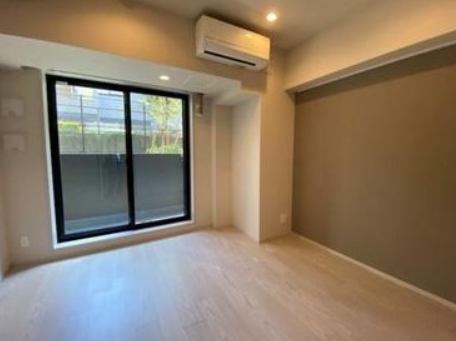 居室・リビング　他部屋参考写真です。