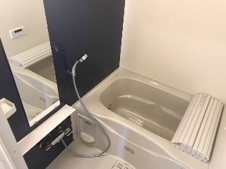 バス・シャワールーム　バスルーム