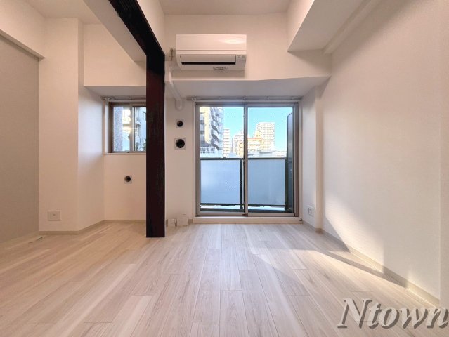 その他　こちらの居間で趣味の時間をお楽しみください