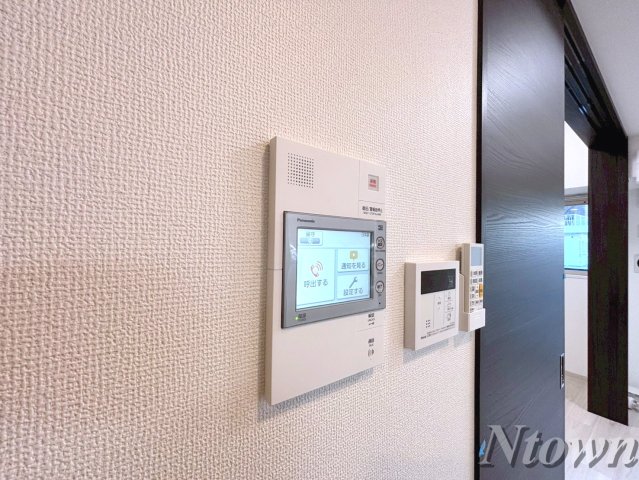 セキュリティ　モニター付きインターホンです