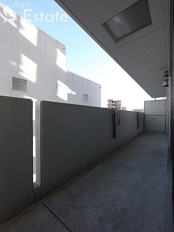 バルコニー　バルコニー