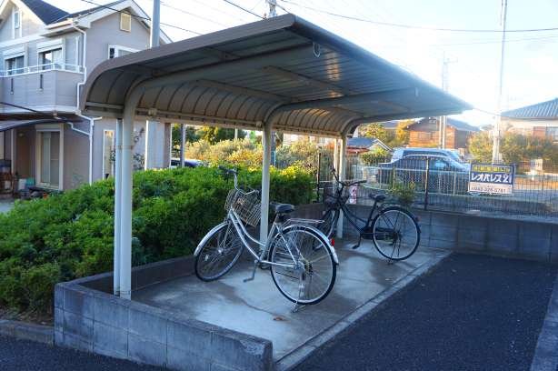 その他　屋根付駐輪場