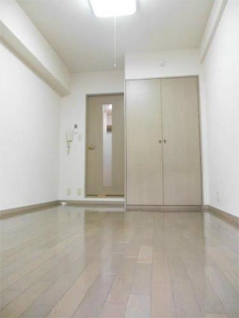 居室・リビング　明るいお部屋です